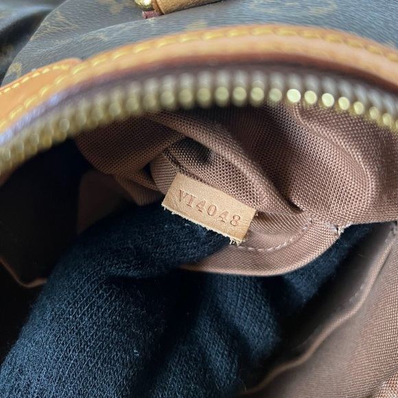 Louis Vuitton Monogram Canvas Palermo PM - Picture 10 of 11